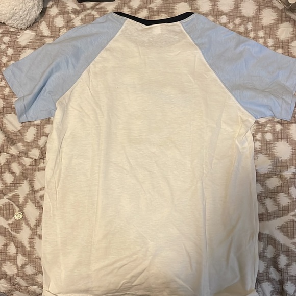 Nike Women’s Logo Tee - Picture 3 of 3